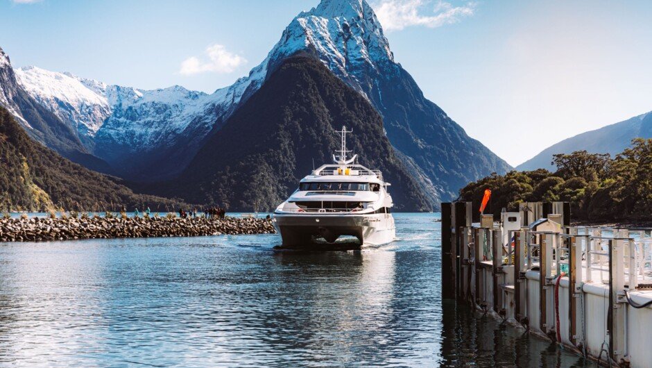 Exploring the Natural Wonders of New Zealand: Top Scenic Destinations